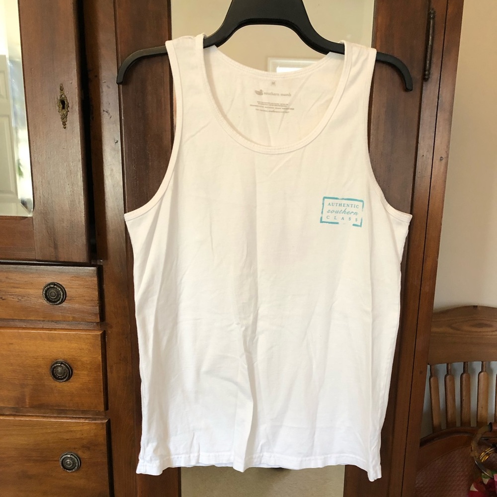 Southern Marsh White M shirt